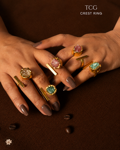 Carnelian Crest Ring- Golden Collection