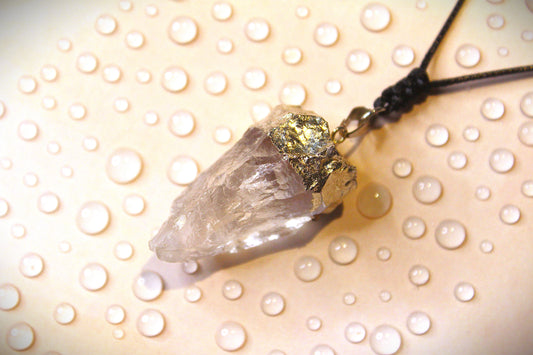 Clear Quarts Raw Stone Pendants Silver with free Selenite Tumble