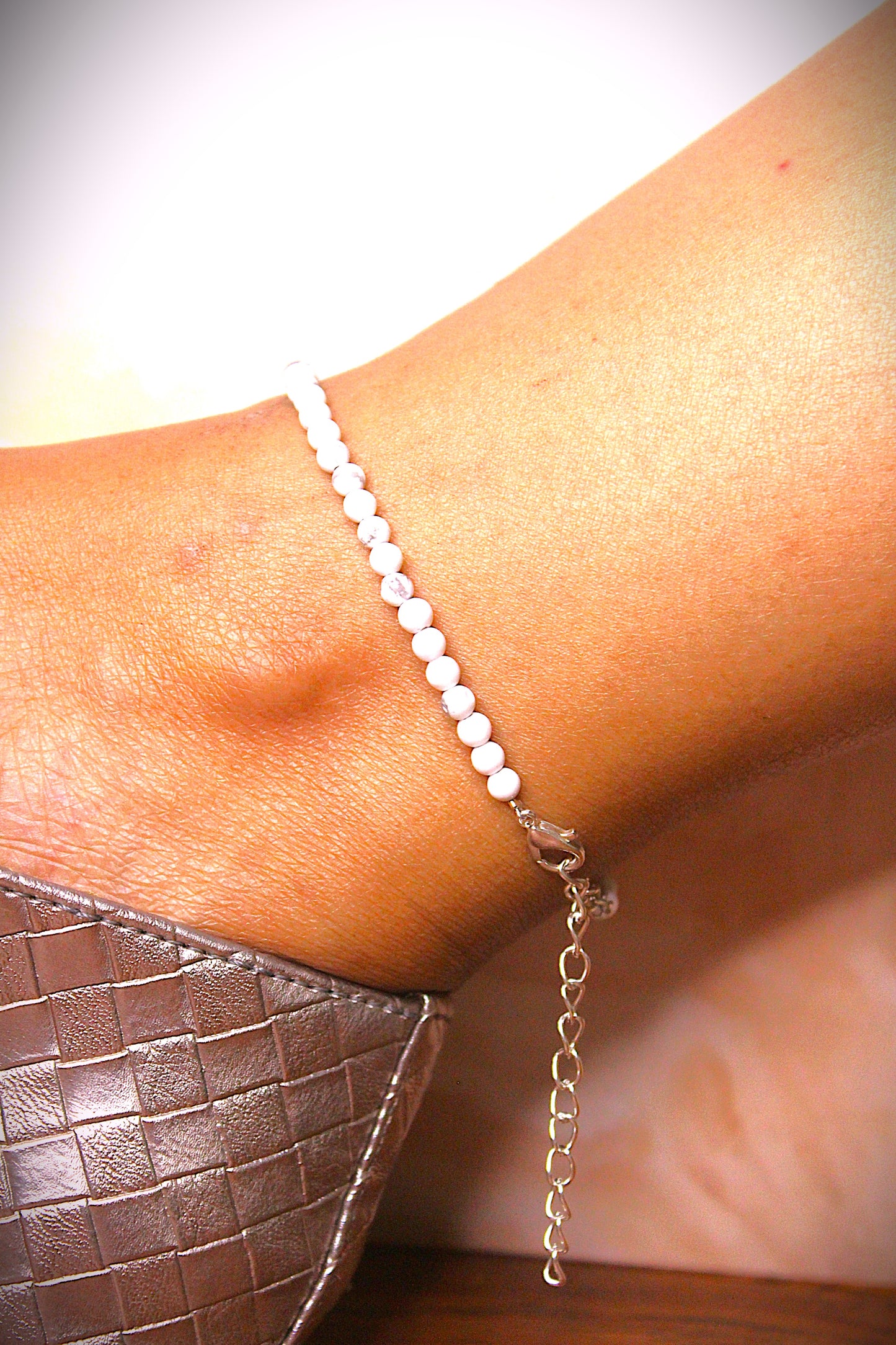 Howlite 4mm Anklets