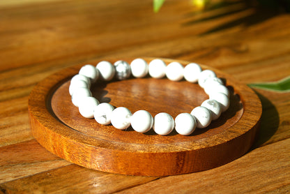 Howlite Bracelet with Free Selenite Tumble