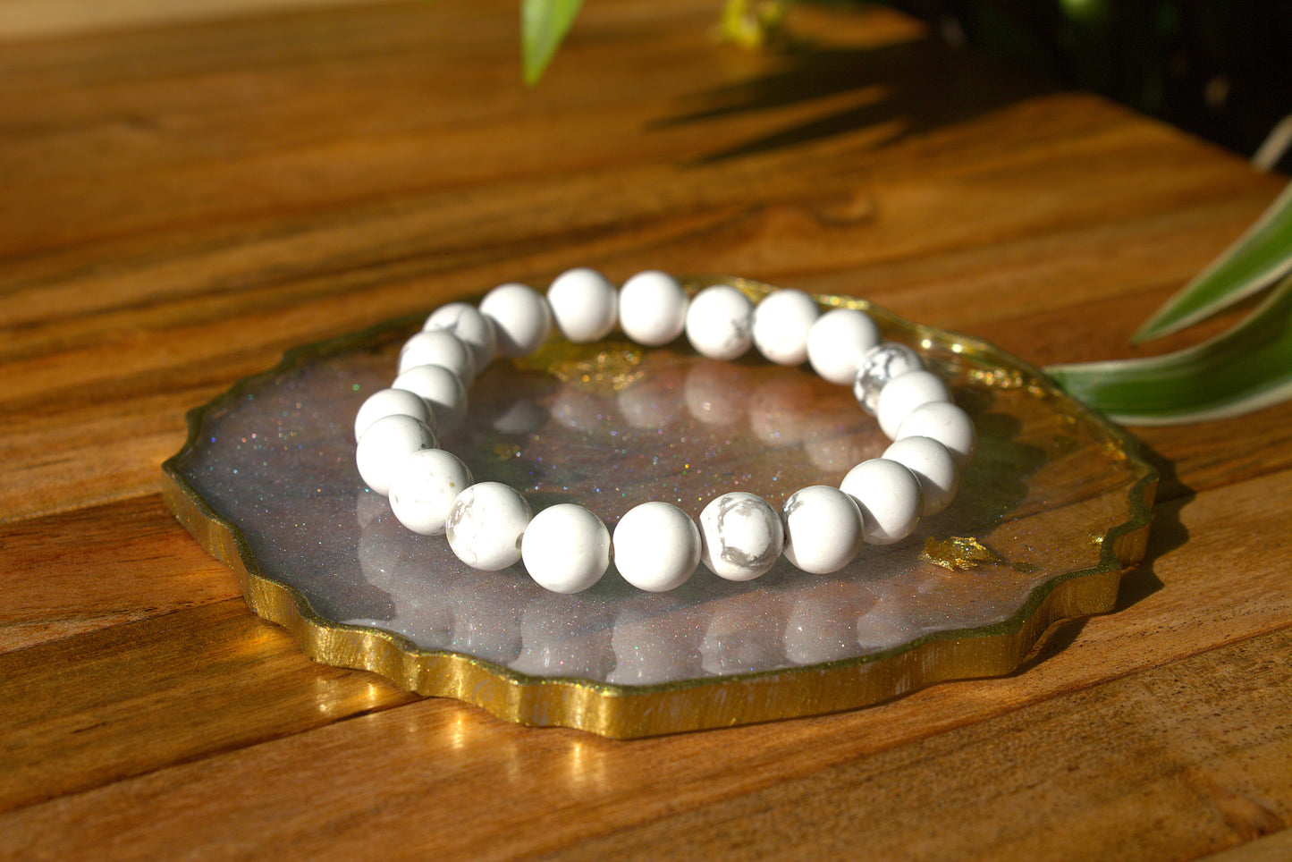 Howlite Bracelet with Free Selenite Tumble
